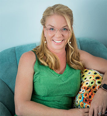 Liz Reid AM